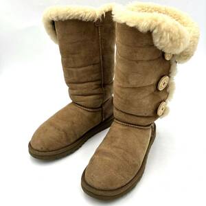 ＊ 履き心地抜群 '人気モデル' UGG アグ BAILEY BUTTON TRIPLET ベイリーボタントリプレット 裏ボア 本革 ムートン ブーツ 23cm 1873