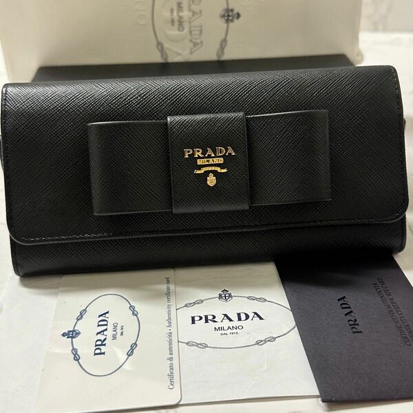 新品同様！ プラダ PRADA 財布 長財布 サフィアーノ リボン