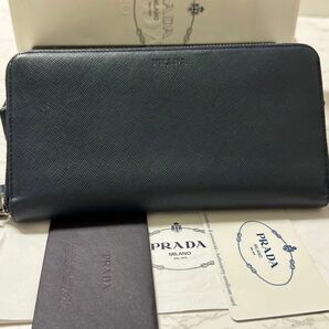 新品同様！ プラダ PRADA 財布 長財布 サフィアーノ ラウンドファスナー