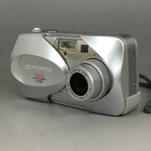 BF9/67　OLYMPUS オリンパス X-200 デジタルカメラ 通電確認済 ジャンク品 部品取り用 中古品_画像1