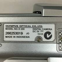 BF9/67　OLYMPUS オリンパス X-200 デジタルカメラ 通電確認済 ジャンク品 部品取り用 中古品_画像5