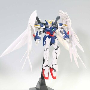 組立済 機動戦士ガンダムW MG ウイングガンダムゼロ（EW）ガンプラ 完成品【パーツ欠品有】◆766f13