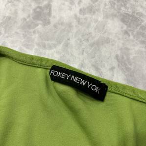 K ＊ 美品 日本製 'ラグジュアリーウェア' FOXEY NEW YORK フォクシー 半袖 ラインストーン装飾 ストレッチ素材 ベロア Tシャツ レディースの画像5