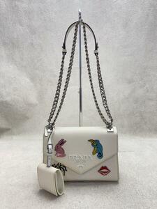 PRADA◆Monochrome モノクローム チェーンショルダー/ショルダーバッグ[仕入]/レザー/WHT