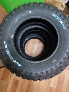 195/80R15 96Q GRIPMAX　MUD　RAGE　M/T　グリップマックス　マッドレイジ　ほぼ新品　走行１００メートルほど　ジムニー　ハイエースなど