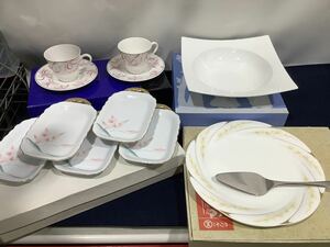 洋食器まとめ② WEDGWOOD ウェッジウッド TACHIKICHI たち吉 ノリタケ イヴサンローラン ケーキ皿 角皿 プレート皿 カップ 現状品 MI010503