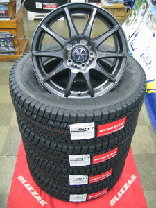 ブリヂストン 国産 スタッドレスタイヤ ブリザック DM-V3 215/70R16 215/70-16 ＆ アルミホイール 新品 4本 送料無料 2023年製造 デリカ D5