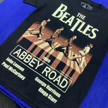 SR2A1. バンドデザインTシャツ　Mサイズ　THE BEATLES ② ビートルズ　アビーロード_画像6