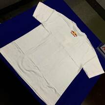 SR10C3. デザインTシャツ XLサイズ　白 Red Bull レッドブル　ホワイト_画像9