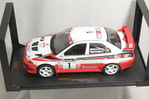 IXO 1/18 ランサー RS EVO V #1 マキネン 1998年 RACラリー_画像2