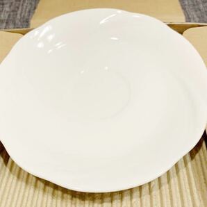 (送料無料)新品未使用品 日本製 NARUMI ナルミ ボーンチャイナ 洋皿 (ソーサ) ☆直径15㎝ ×6枚組の画像1