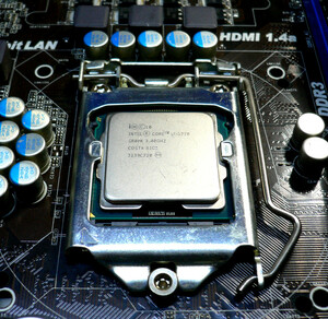 intel Core i7 i7-3770＋ASRock H67M-GE/THW LGA1155 マザーボード＋メモリー 32GB 中古動作品 H67 M-ATX MB＋MEMORY＋CPU　H67M-GE/HT仕様