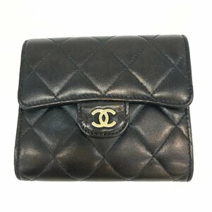 CHANEL シャネル マトラッセ ラムスキン ココマーク コンパクト 三つ折り財布 ブラック 22993369 箱/ギャランティカード付き【CAAV8026】