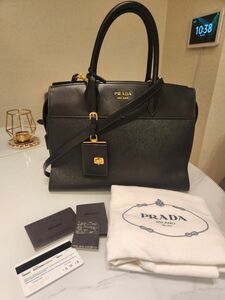 Prada プラダ Saffiano サフィアーノ City シティ トートバッグ Nero ネロ ハンドバッグ 2way 