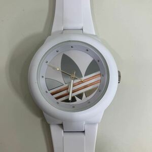 adidas アディダス 腕時計 ウォッチ クォーツ ADH9084 アバディーン ホワイト 不動品 美品 
