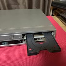 東芝 TOSHIBA 一体型 VHS HDD&DVD RD-XV34SJ 通電確認済み 中古_画像3