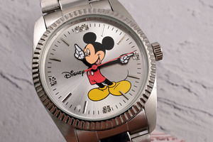 ディズニー ミッキーマウス 腕時計 QUARTZクォーツ 35mm x 腕周19cm 未使用品動作品 #N3N-043