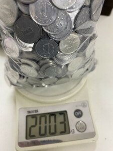 【３７３】1円玉　約2kg　昭和　平成　現行　小銭　一円　1円　アルミ貨幣　硬貨　貨幣　長期保管品