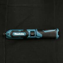 sw723 送料無料！美品 マキタ makita 充電式ペンインパクトドライバ TD022DSHX バッテリ BL0715×2 充電器 ケース付き_画像3