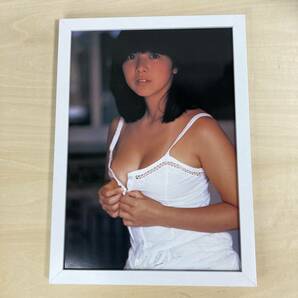 ●額装品 宮崎美子 グラビア セクシーショット 貴重写真 篠山紀信 A4サイズ額入り ポスター風 アートフレーム 送料無料 D37