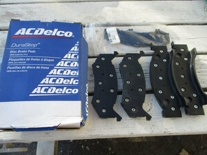  Dodge van etc. Chrysler series front brake PAD AC Delco 17D269M dead stock including carriage 
