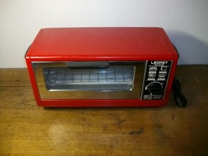  retro! Leo pet oven toaster. long-term keeping goods * once new goods.