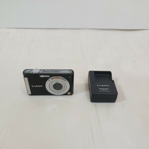 Panasonic Lumix DMC-FS3 Compact Digital Camera