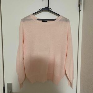 サーモンピンク　セーター
