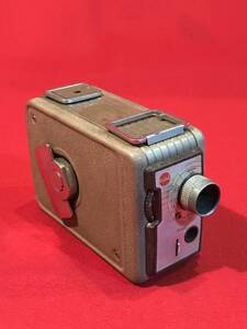 A7048●アンティーク フィルムカメラ/ムービーカメラ【Kodak /コダック/Brownie】フィルムカートリッジの蓋が開きません ジャンク品