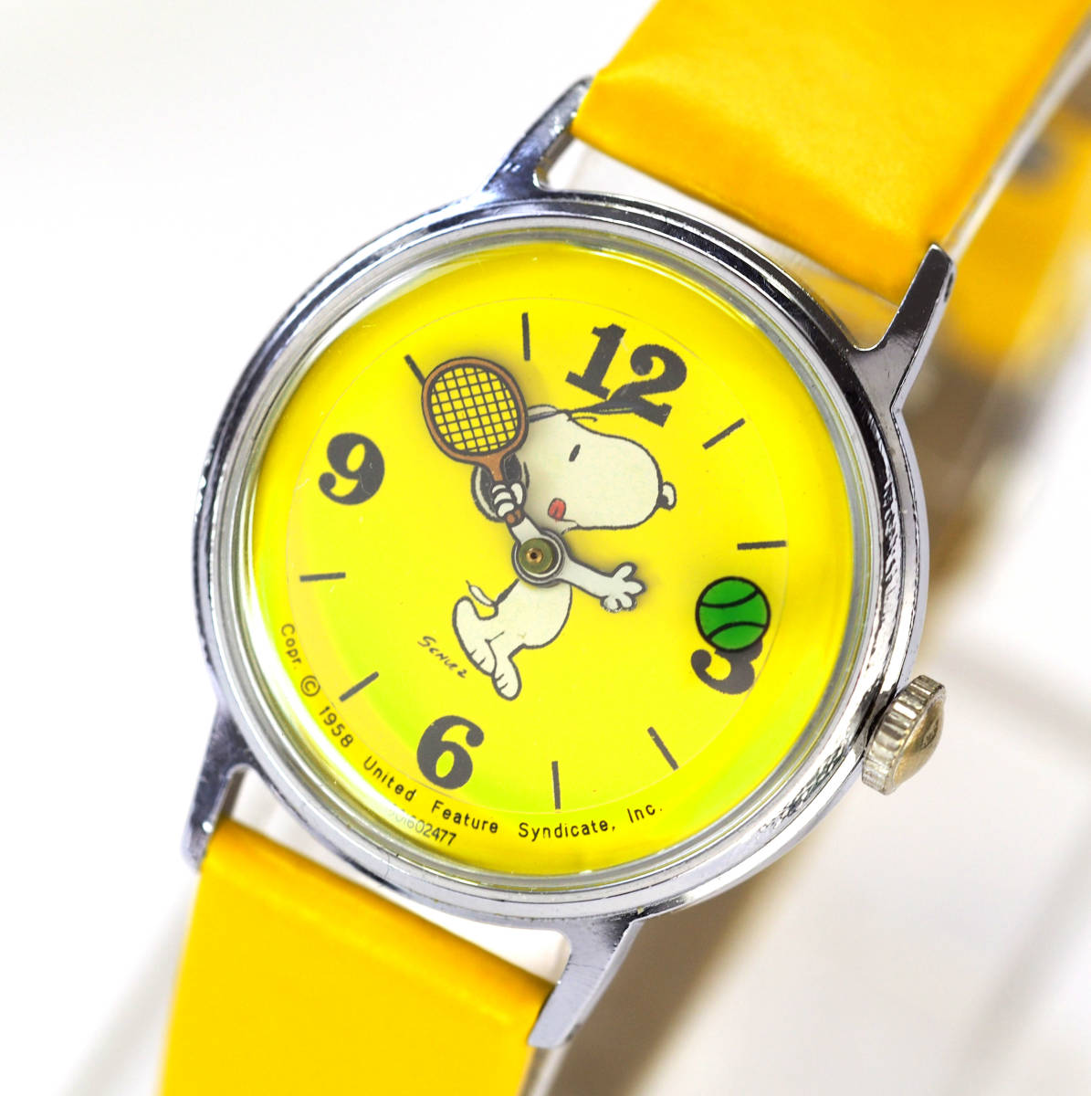 Yahoo!オークション -「手巻き腕時計」(ミッキーマウス) (ディズニー 
