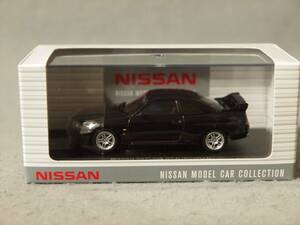 NISSAN Skyline GT-R (BCNR33) Midnight Purple 日産ディーラー品/京商 1/43 KWAM 302032