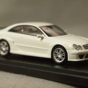 Mercedes-Benz CLK DTM AMG Coupe Street Version White 京商 1/43 03218Wの画像4