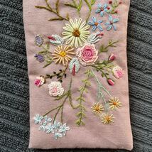 メガネケース　スマホケース　ペンケース☆麻綿キャンバス地　ピンク　たくさんの花の手刺繍☆ハンドメイド_画像3