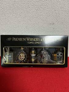 JP882＊古酒 未開栓品 PREMIUM WHISKIES＆COGNACS プレミアム ウイスキー＆コニャック 50mL ミニボトル 古酒 箱付 酒 5本セット＊