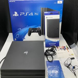 6-1-2■ PS4Pro playstation4 本体& 縦置きスタンド CUH-7000B 1TB 箱入 クイックスタートガイド HDMIケーブル 通電のみ確認 中古現状品