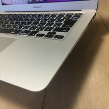 初売特価! 904）Apple MacBook Air 13インチ 2017 Core i5 1.8GHz/RAM 8GB/SSD 256GB（139904）_画像2