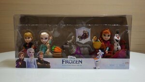 H628-1536343 ディズニープリンセス ミニドール ギフトセット 対象年齢/3歳以上 アナと雪の女王 3つのメインキャラクターとアクセサリー付