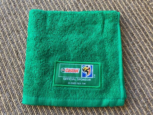 カストロール Castrol 2010 FIFAワールドカップ ハンド タオル 非売品