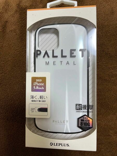 新品　白色　iPhone 5.8インチ　PALLET 耐衝撃ハイブリッドケース ホワイト　携帯カバー　スマホ