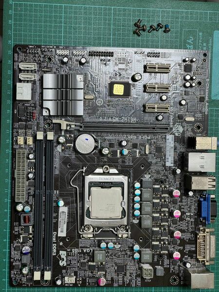 LGA 1155対応マザーボード core i5-2500付き ネジ6本付属