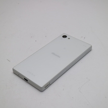 超美品 SO-02H Xperia Z5 Compact ホワイト 即日発送 スマホ DoCoMo SONY 本体 白ロム あすつく 土日祝発送OK_画像2