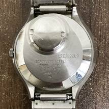 H944【１円スタート】SEIKO セイコー V.F.A. 3823-7000 ホワイトダイヤル ダブルカレンダー クオーツ ジャンク_画像4