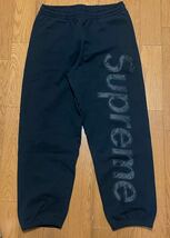 新品未使用M Supreme SATIN APPLIQU SWEATPANT BLACK シュプリーム サテンアップリケスウェットパンツ ブラック _画像1