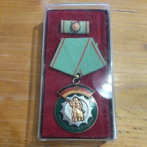 東ドイツ軍　VP功労メダル