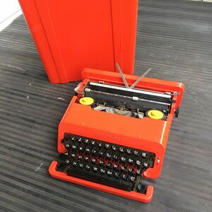 タイプライター オリベッティ バレンタイン valentine Olivetti レトロ 赤バケツ アンティーク 