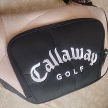 キャロウェイ　Callaway　クラブケース　やや光沢 ブラック/うすいピンク　大きなポケット２つ　ロゴ文字３ヶ所＋フックベル４ヶ所４_画像3