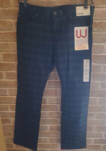 未使用品　ユニクロ　スリムフィットストレートチェックジーンズ　サイズ34(86.5cm)　グリーン×チェック　綿98％　春秋向き