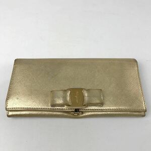 ☆【イチスタ】Salvatore Ferragamo フェラガモ 長財布 ゴールド　