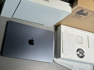 【美品・付属品未使用】MacBook Air M2 13.6インチ　メモリ8GB 512GB SSD　ミッドナイト MLY43J/A　A2681　Apple
