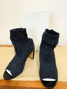 未使用　Maison Martin Margiela　ニットブーツ　チャコールグレイ　サイズ３９.５　イタリア製　送料込み